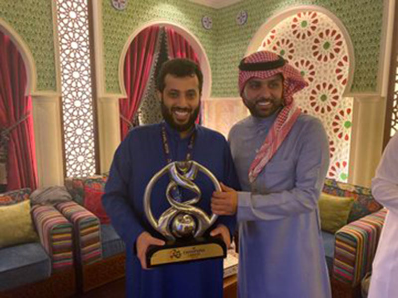 بعد تحقيقهم اللقب القاري  تركي آل شيخ يستضيف لاعبي الهلال